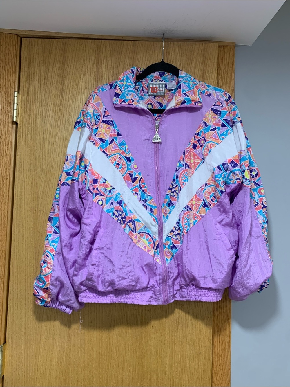 Wilson 90s Retro Lavender Windbreaker with Multicolor Geometric Trim - Size L - Picture 5 of 7